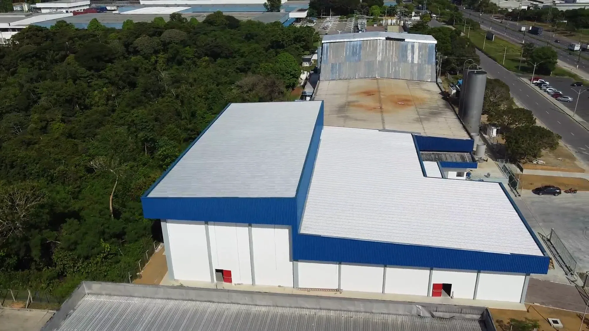 Ampliação de fábrica de plásticos — MM da Amazônia — vista aérea de drone — Manaus/AM — foto 4 de 9