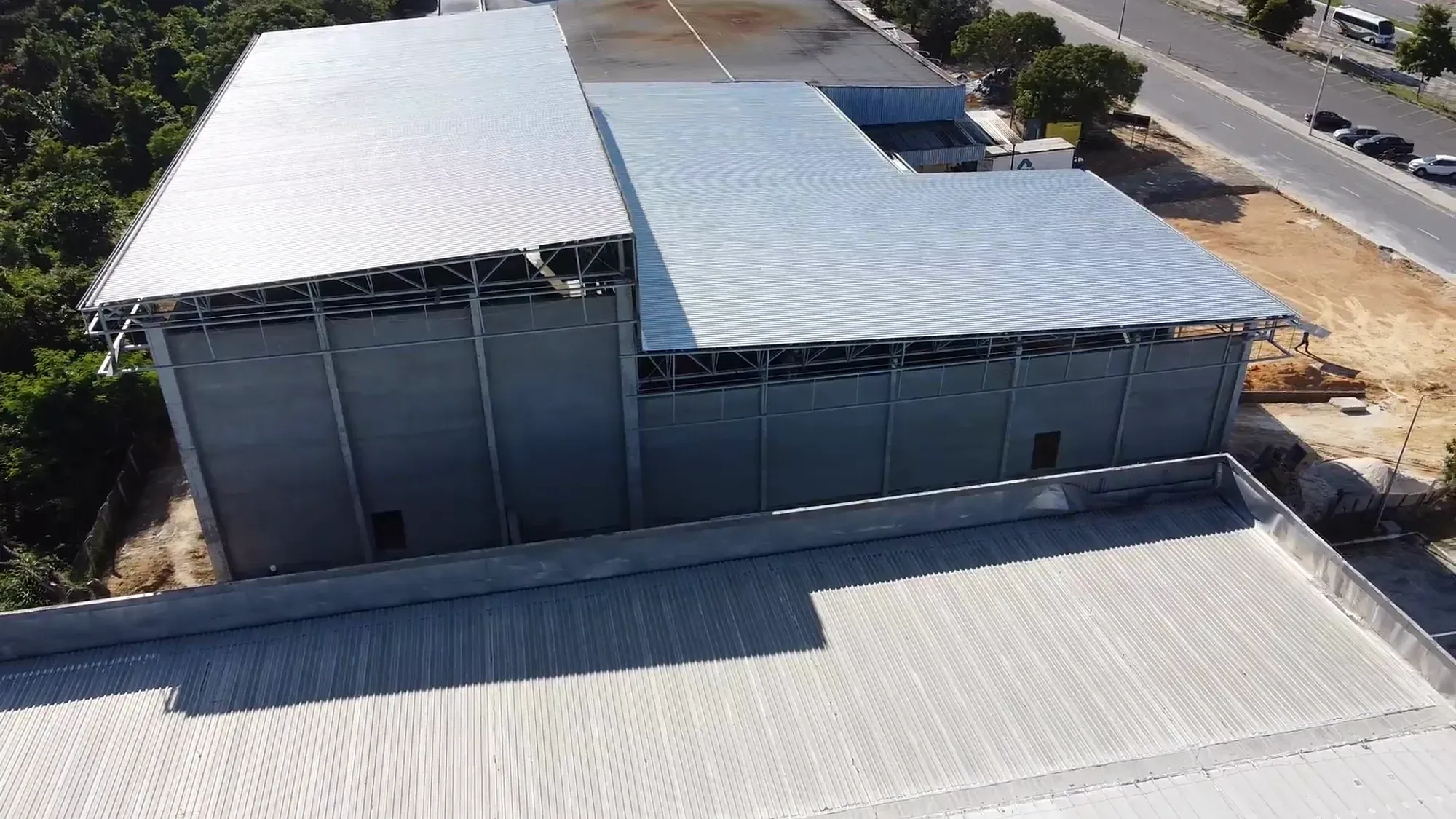 Ampliação de fábrica de plásticos — MM da Amazônia — vista aérea de drone — Manaus/AM — foto 7 de 9